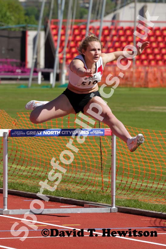 Lucy Turner (Gateshead Harriers) winning the under-17s 80 metres hurdles.